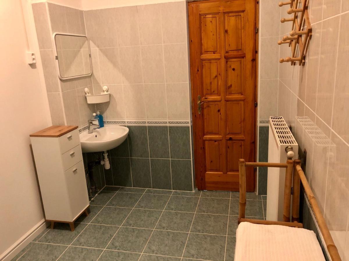 Apartament Arkad Apartmanhaz *
