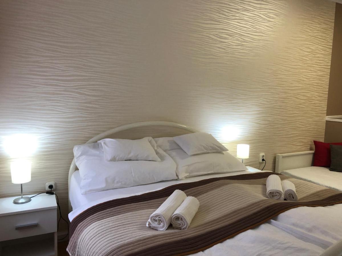 Arkad Apartmanhaz * Seghedin