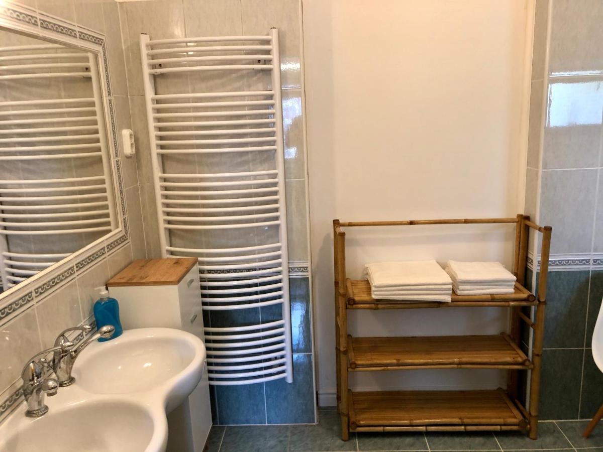 Arkad Apartmanhaz *