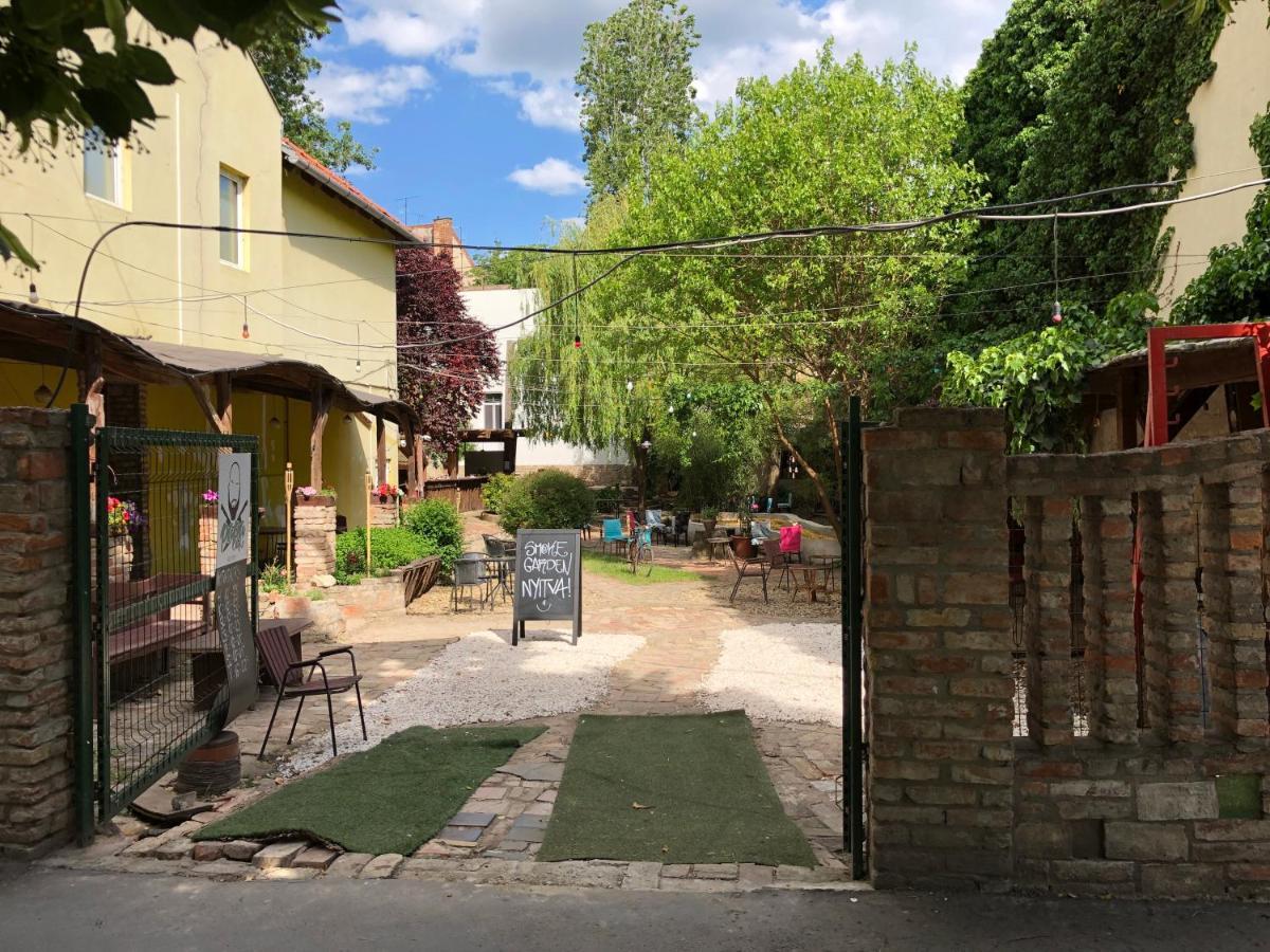 Arkad Apartmanhaz * Seghedin
