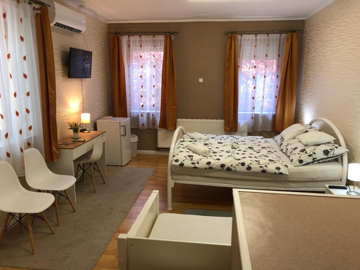 Arkad Apartmanhaz Seghedin