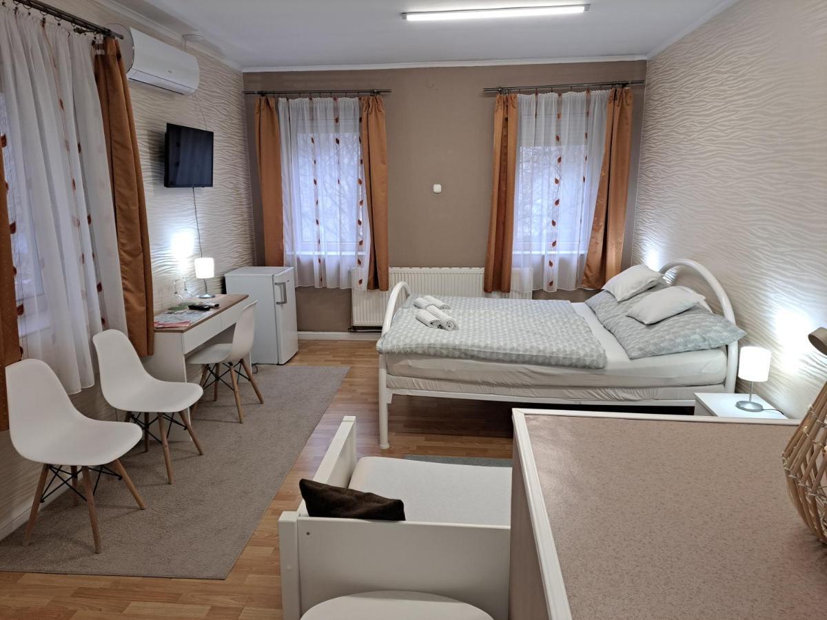 Arkad Apartmanhaz