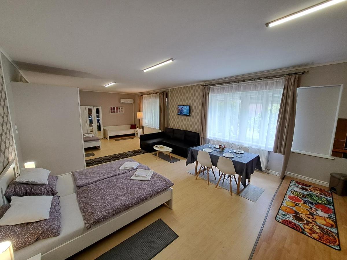 Apartament Arkad Apartmanhaz